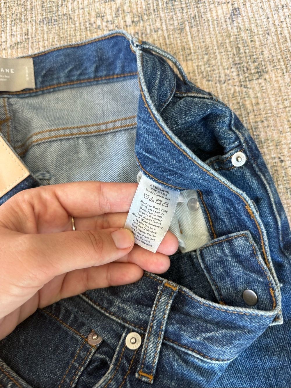 Everlane The 90's Cheeky Jean Straight Leg Mid Rise Blue Wash Denim Size 26 - Picture 7 of 9